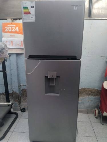 <p>REFRIGERADOR DAEWOO</p>