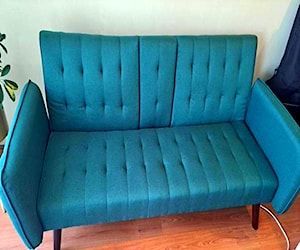 <p>VENDO SOFA CAMA NUEVO.</p>