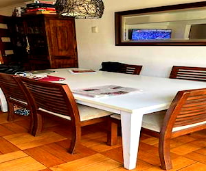 <p>COMEDOR PARA 6 PERSONAS CON 6 SILLAS</p>