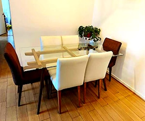 <p>Vendo Juego de Comedor 6 puestos</p>