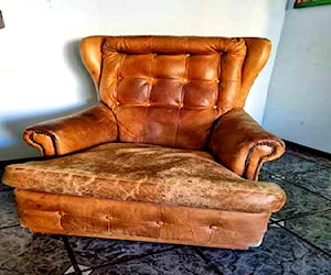 <p>Sillon de cuero para restaurar</p>