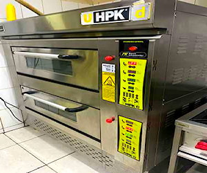 <p>Horno de Piso, 2 Cámaras, a gas, Pareti Kitchenette.</p>