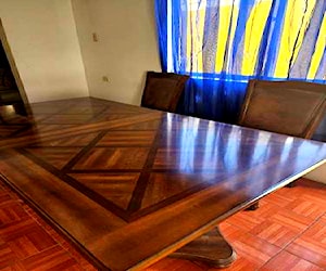 <p>Se vende mesa ashley</p>