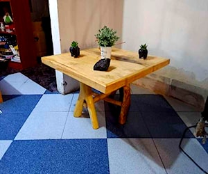 <p>Mesa de centro rustica</p>