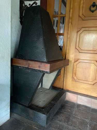 <p>VENDO CHIMENEA DE FIERRO MARTILLADO CUPERFI</p>