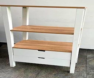 <p>Vendo hermoso mueble repisa</p>