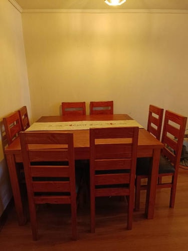 <p>Vendo comedor y terraza</p>