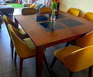 <p>Comedor 8 sillas</p>