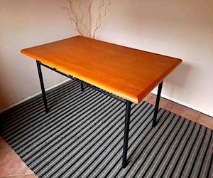 <p>Mesa para comedor</p>