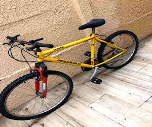 <p>Bicicleta Mountain Bicke</p>