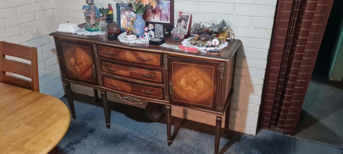 <p>Se vende mueble Biffete</p>