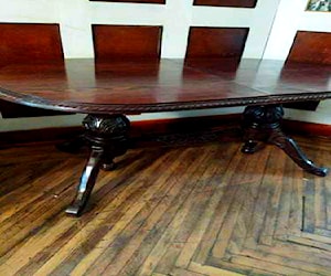 <p>Vendo mesa comedor</p>