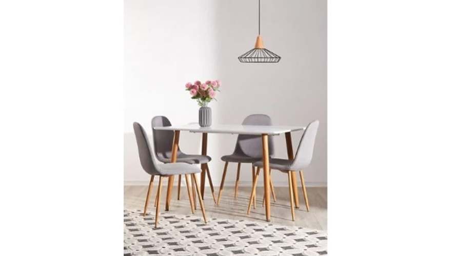 <p>Comedor 4 sillas</p>