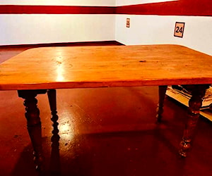 <p>mesa de comedor madera macisa de pino oregón</p>