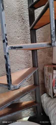 <p>Escalera caracol de fierro</p>