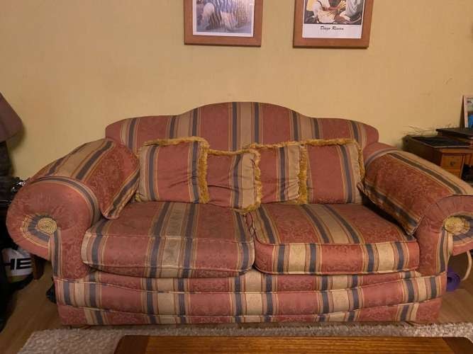 <p>Se vende sillón</p>