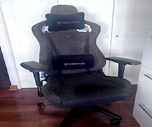 <p>Silla gamer en buen estado</p>