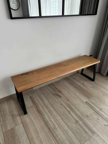 <p>Vendo banca industrial con asiento de roble 150x35x 45</p>