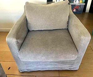 <p>Sillon Milk casi nuevo</p>