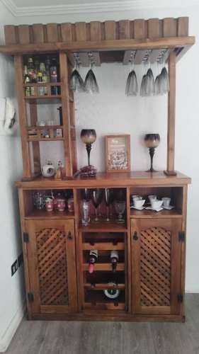 <p>Se vende bar</p>