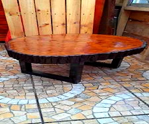 <p>Mesa rústica madera y metal</p>