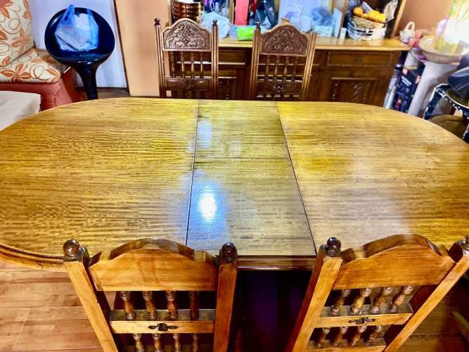 <p>Comedor antiguo 100% madera Eucaliptus</p>