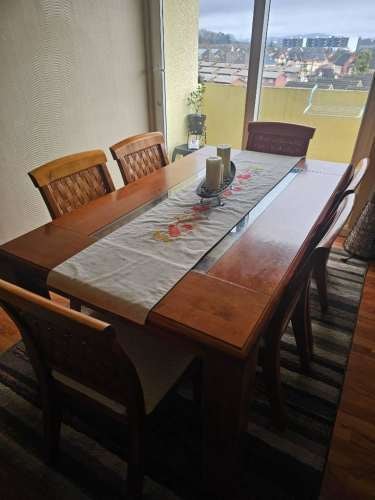 <p>Comedor Magasa 6 sillas con cubre silla</p>