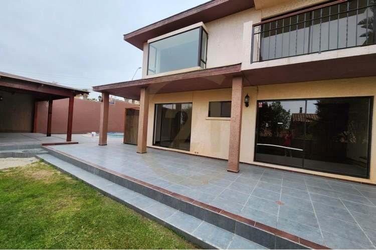 Arriendo casa sector san joaquín la serena