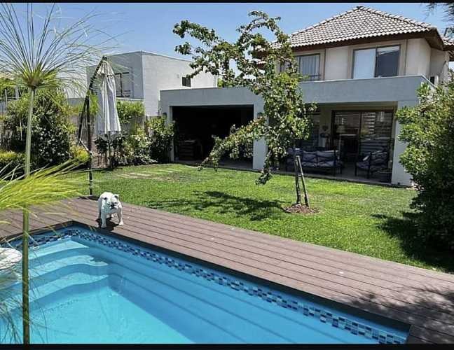 Estupenda casa en santa Elena de Chicureo