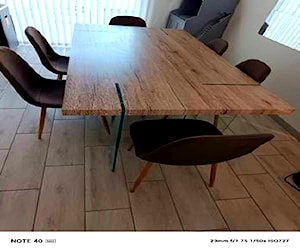 <p>Comedor madera/vidrio 6 sillas</p>