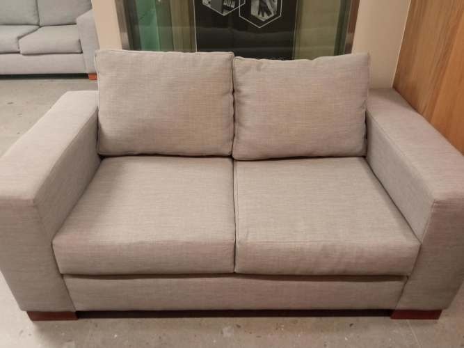 <p>Sofa</p>