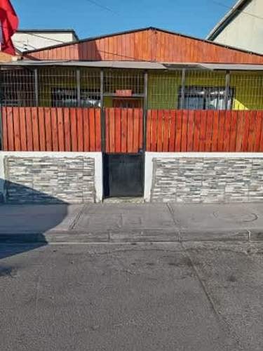 ARRIENDO CASA POBLACION JUAN NOE