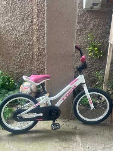 Vendo bicicleta Trek niña