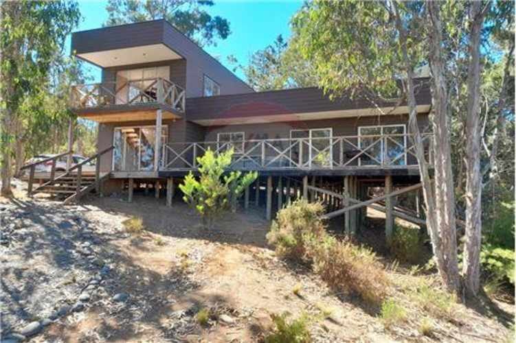 Casa en playa , rodeada de bosques y paz