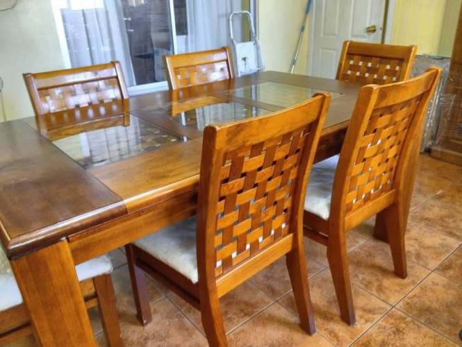 <p>vendo Comedor MAGASA 6 sillas</p>