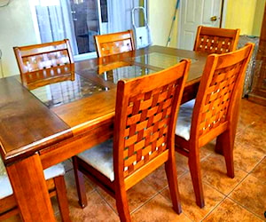 <p>vendo Comedor MAGASA 6 sillas</p>