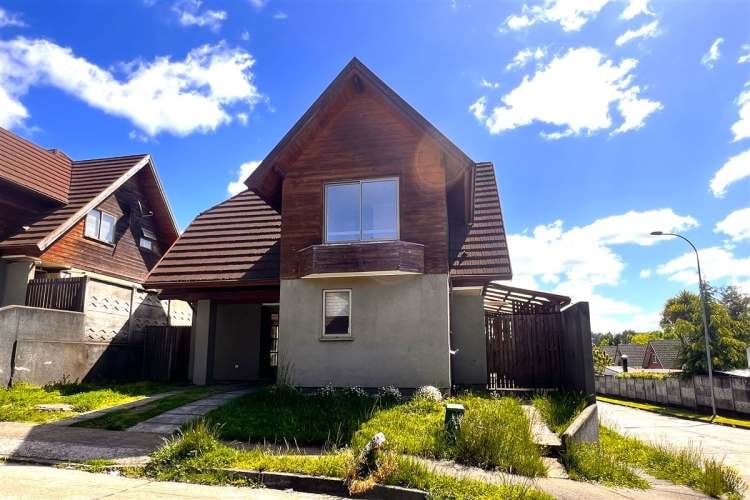 CASA Ubicada en Sector Puerta de Alcalá, casa en Condominio ubicada muy cerca de la Clínica Mayor