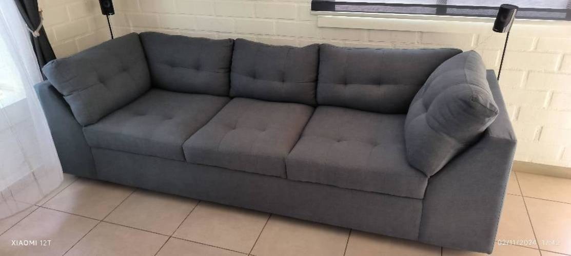 <p>Sofa 3 Cuerpos Nuevo.</p>