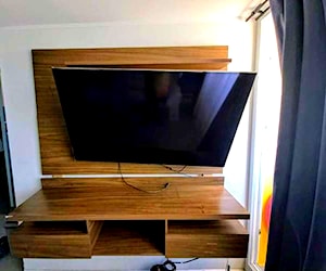 <p>Mueble aéreo para Televisor</p>