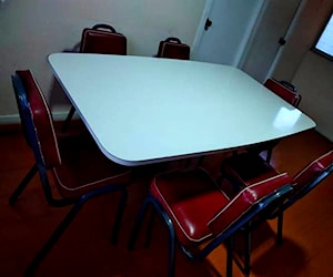 <p>Se vende comedor 6 personas</p>