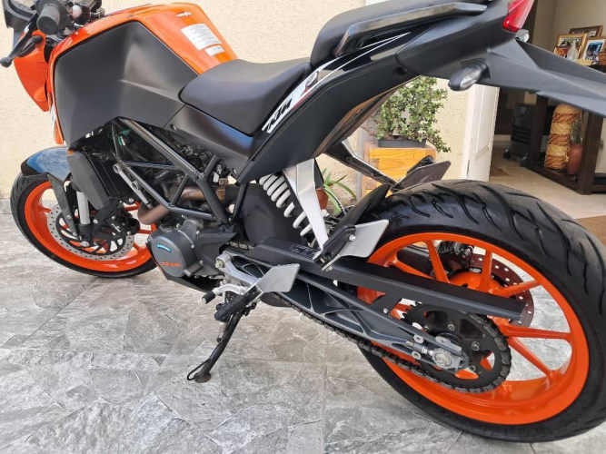 KTM DUKE