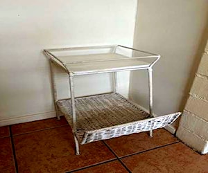 <p>Mesa Velador Arrimo</p>