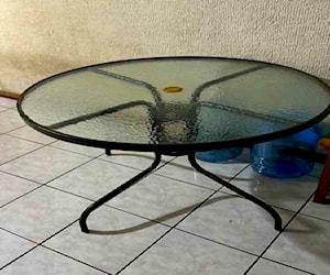 <p>Mesa terraza con silla</p>