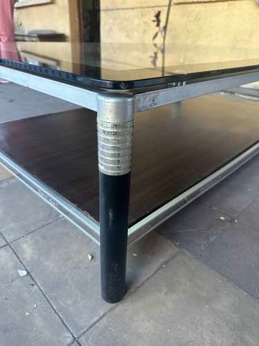 <p>Mesa de centro Vidrio y aluminio</p>