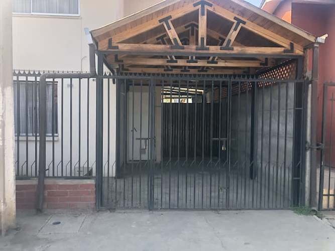 SE ARRIENDA CASA EN GRANEROS