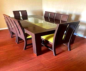 <p>Juego de living comedor</p>