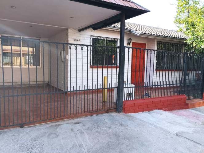 ARRIENDO CASA CIUDAD SATÉLITE