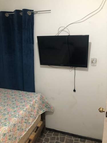 <p>Pieza con Baño</p> image
