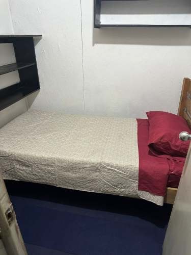 <p>Arriendo habitaciones</p>