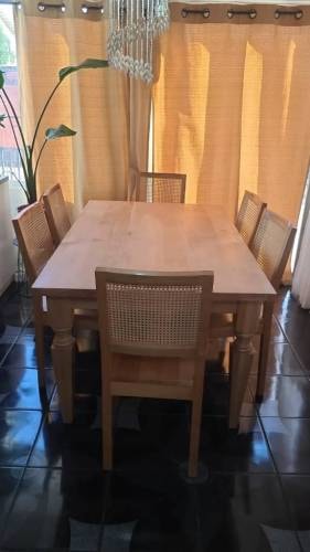 <p>Comedor madera Lenga</p>